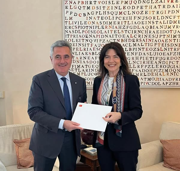 Turchia, l’Ambasciatore designato Elif Çomoğlu Ülgen presenta alla Farnesina copia della Lettera Credenziali