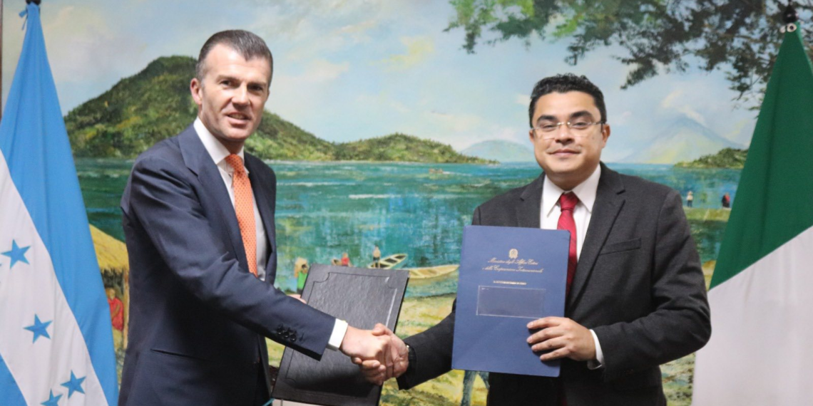 Honduras e Italia rafforzano le loro relazioni bilaterali con la firma di un Memorandum d’Intesa