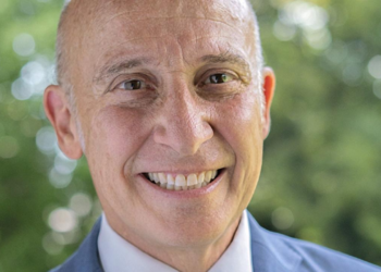 Guerra in Ucraina e sua possibile fine: l’Ambasciatore Starace presenta “La Pace Difficile” a Firenze