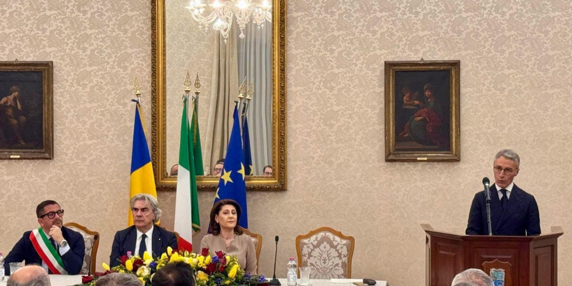 Ancona, inaugurato il nuovo Consolato Onorario di Romania. Il Sindaco accoglie l’Ambasciatrice Dancău in Comune