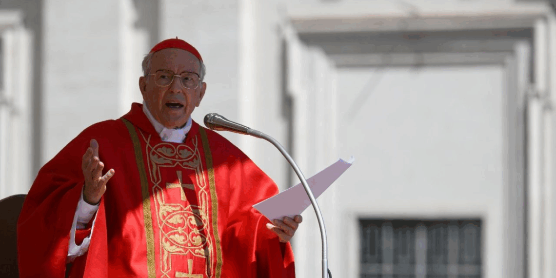 Messa Esequiale per il defunto Romano Pontefice Francesco. Il testo integrale dell’omelia del Cardinale Re
