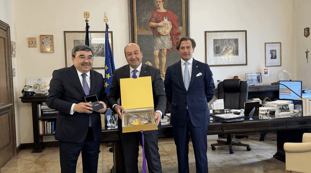 Trieste, il Prefetto Pietro Signoriello riceve l’Ambasciatore della Repubblica del Kazakhstan Yerbolat Sembayev
