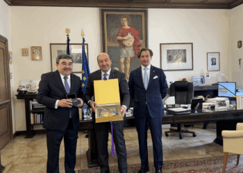 Trieste, il Prefetto Pietro Signoriello riceve l’Ambasciatore della Repubblica del Kazakhstan Yerbolat Sembayev