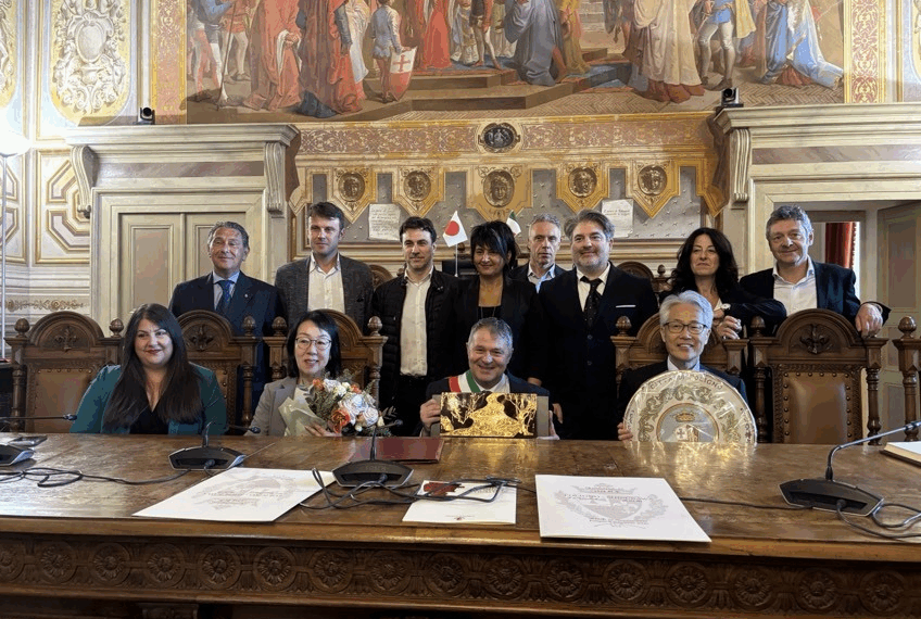 L’Ambasciatore giapponese Suzuki in visita in Umbria fa tappa a Foligno e Deruta