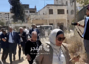 Tajani: “Parlato con il viceconsole Tutino, sta bene”. Ecco chi è il diplomatico italiano coinvolto