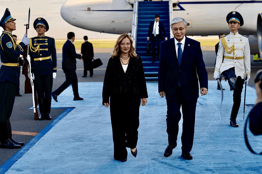 Il Premier Meloni in visita nella Repubblica del Kazakhstan partecipa al Vertice Asia Centrale-Italia