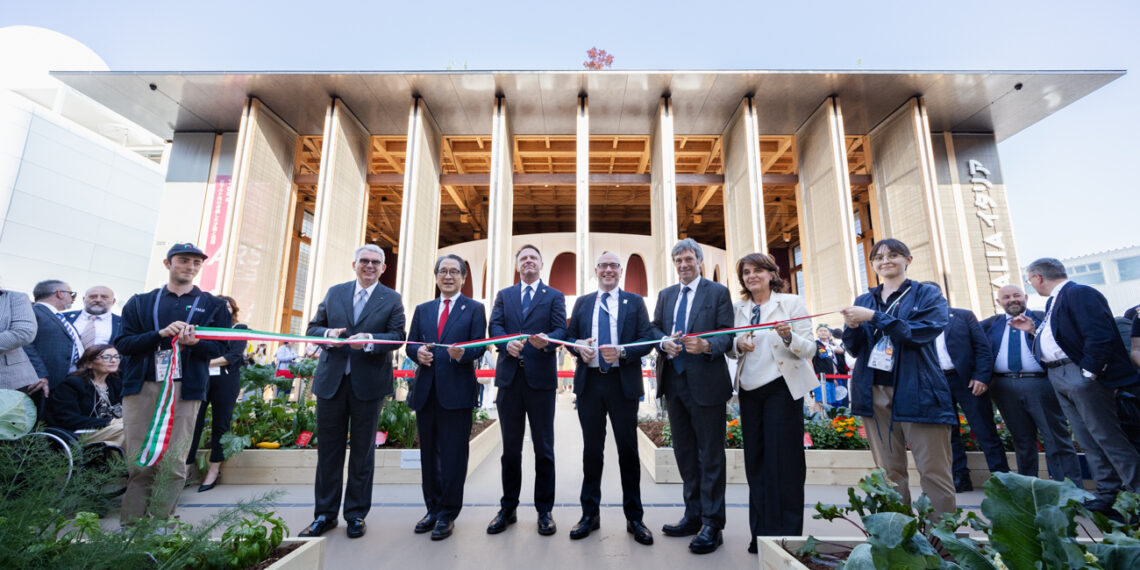 La missione del Ministro Francesco Lollobrigida a Expo 2025