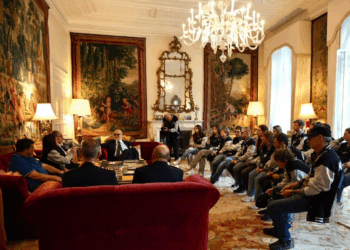 Back Home: prima tappa a Londra. I ragazzi di Juppiter incontrano l’Ambasciatore Lambertini