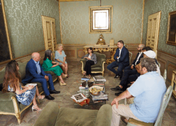 Perugia, la sindaca Ferdinandi riceve a Palazzo dei Priori l’Ambasciatrice di Cuba Mirta Granda Averhoff