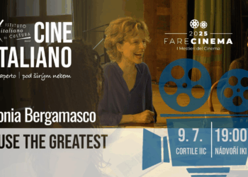 “Fare Cinema 2025”, film all’aperto e una mostra su Mastroianni all’IIC di Praga