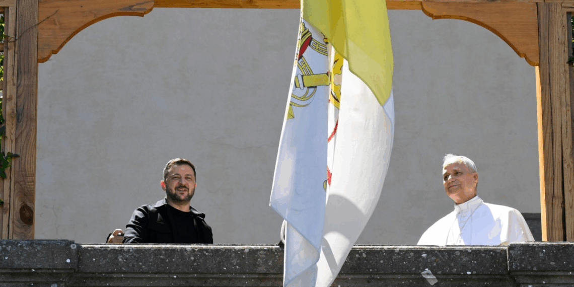 Leone XIV incontra il Presidente ucraino Volodymyr Zelensky a Castel Gandolfo