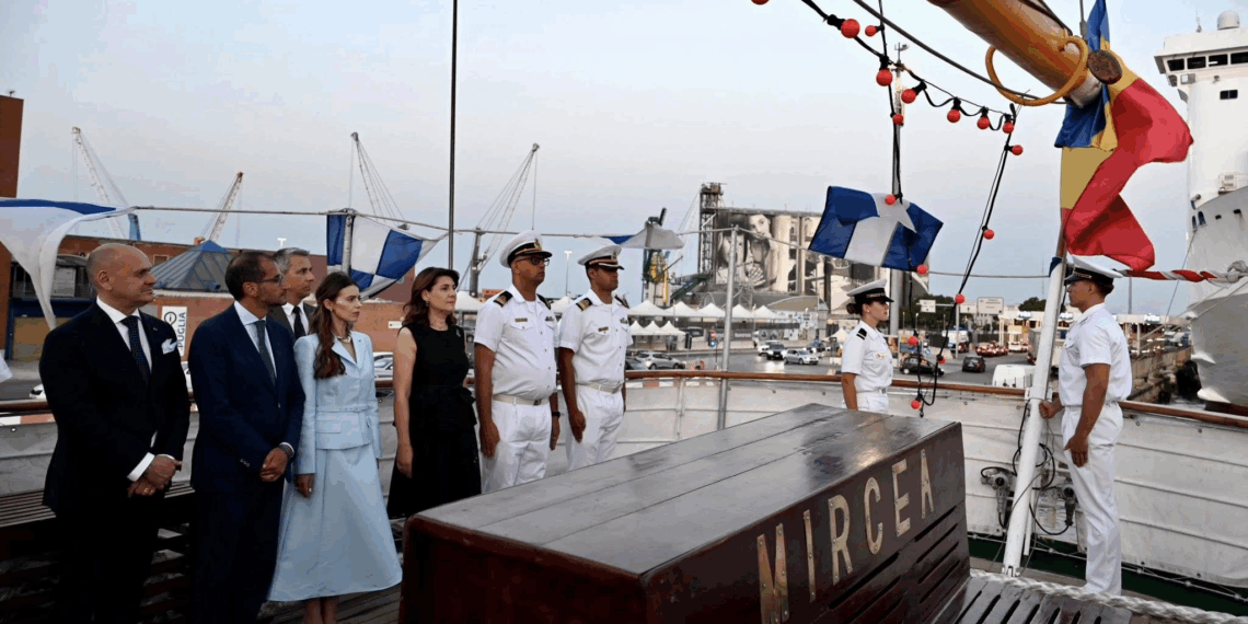 La Nave Scuola della Romania “Mircea” fa tappa a Bari. Amb. Dancau: “E’ simbolo della nostra vocazione al dialogo”