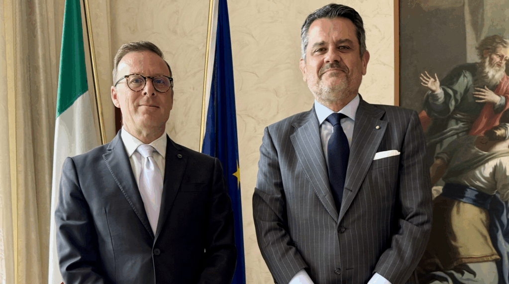 L’Aquila, il Prefetto Di Vincenzo riceve l’Ambasciatore di Spagna Fernández Palacios