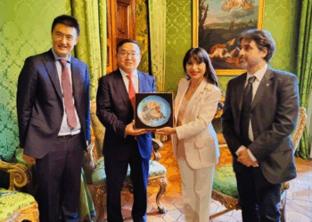 Regione Umbria, la Presidente Stefania Proietti riceve l’ambasciatore cinese Jia Guide