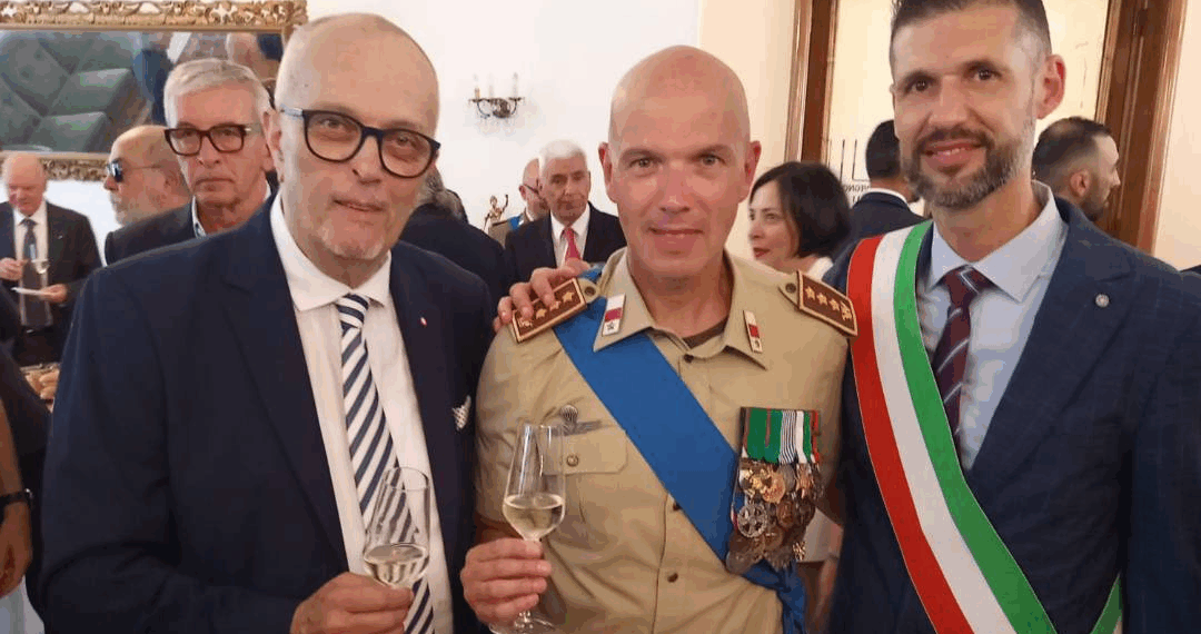 Il Console della Moldova Galanti saluta l’arrivo ad Ascoli del neo Comandante del 235° Reggimento Bastiani
