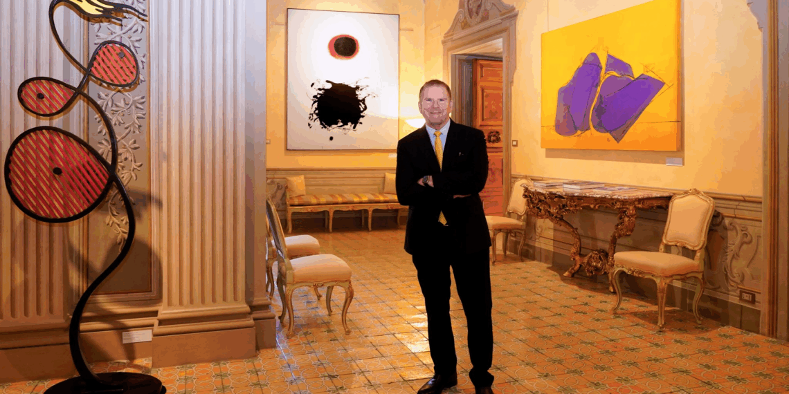 L’Ambasciatore USA Tilman J. Fertitta presenta collezione d’arte americana nella Residenza di Villa Taverna