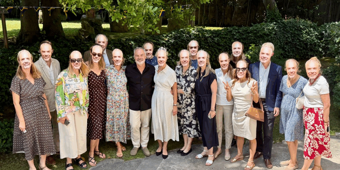 “Chi è il vero Jan Björklund?”: simpatico saluto in maschera per l’Ambasciatore svedese, che termina Missione a Roma