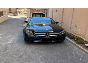 L’Ambasciata dell’India in Italia vende due Mercedes