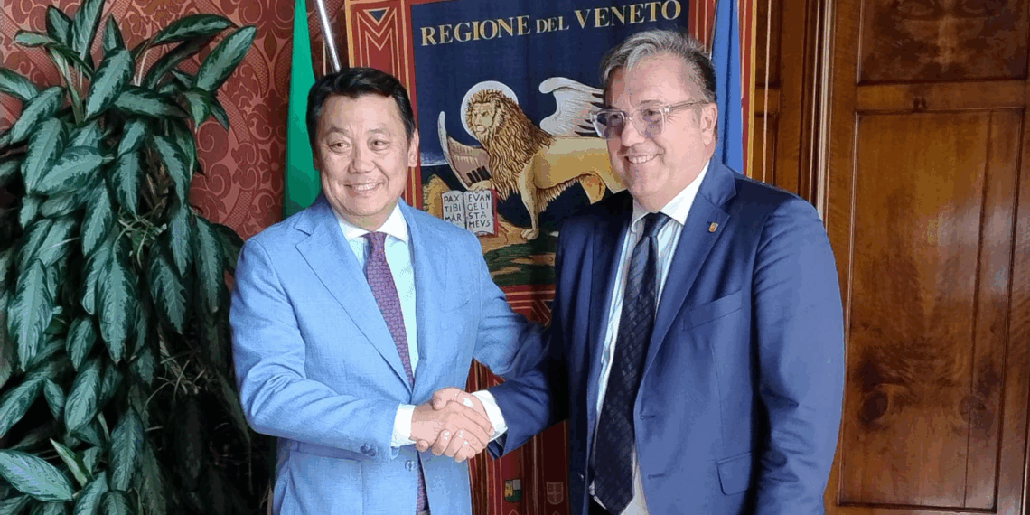 L’Ambasciatore del Kirghizistan Taalai Bazarbaev ricevuto in Consiglio regionale del Veneto