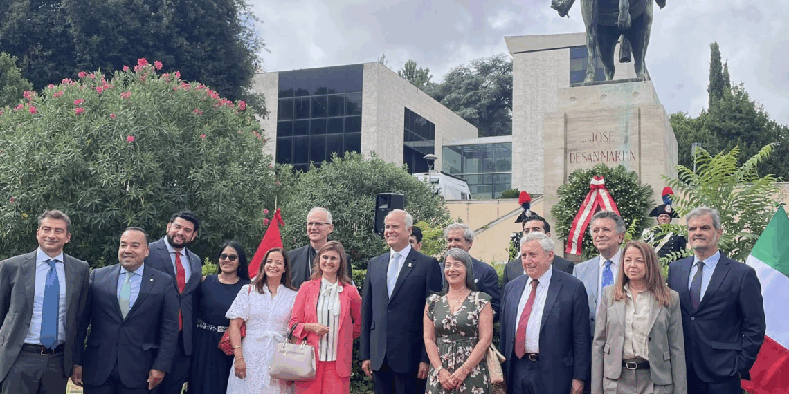 204.imo Anniversario Indipendenza Perù, diplomatici rendono omaggio a José de San Martín