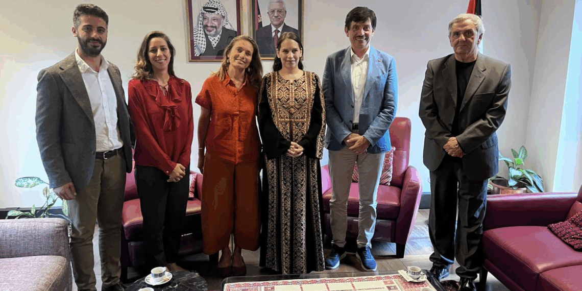 Il Sindaco di Civitavecchia Piendibene in visita all’Ambasciata di Palestina