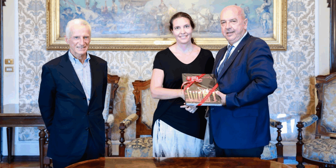 Trieste, il Sindaco Roberto Dipiazza ha ricevuto il neo Console Onorario di Francia Agnese Ghersi