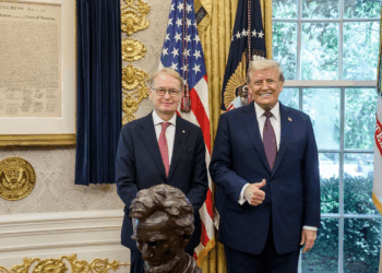 Il Senatore Lucio Malan incontra il Presidente USA Donald Trump alla Casa Bianca