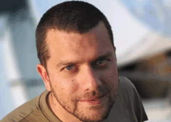 Venezuela, l’Ambasciatore de Vito visita in carcere Alberto Trentini e Mario Burlò