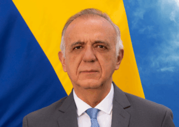 L’Ambasciatore di Colombia presso la Santa Sede Iván Velásquez Gómez presenta Lettere Credenziali a Leone XIV
