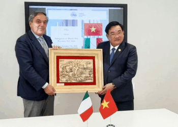 La CNA incontra una delegazione della provincia vietnamita di Khanh Hoa