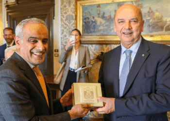 Trieste, il Sindaco Dipiazza riceve l’Ambasciatore degli Emirati Arabi Uniti in Italia Abdulla Al Subousi