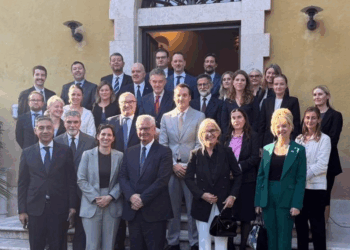Gli Ambasciatori dei Paesi dell’Unione Europea pranzano con la Segretaria del PD Elly Schlein