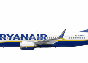 Ryanair taglia un aereo basato a Roma per l’inverno 2025. Appello al Governo per abolire limite voli a Ciampino