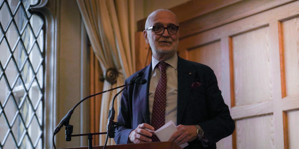 L’Ambasciatore d’Italia nel Regno Unito Inigo Lambertini in visita a Belfast