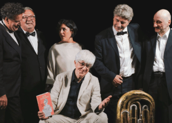 Beppe Severgnini al Teatro Puccini di Firenze con lo spettacolo “L’arte di invecchiare con filosofia”