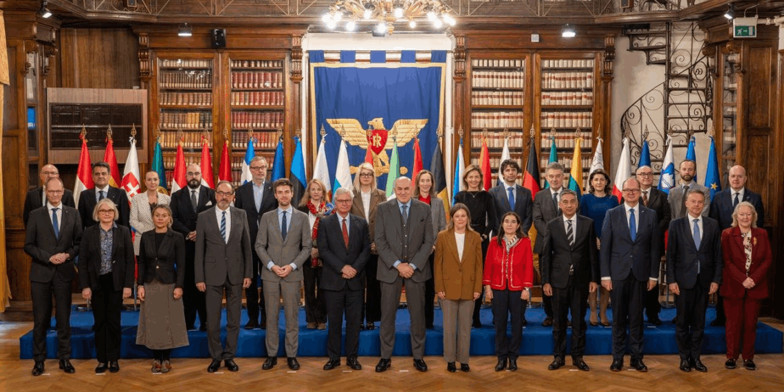 Il Ministro Crosetto incontra gli Ambasciatori degli Stati membri dell’Unione Europea