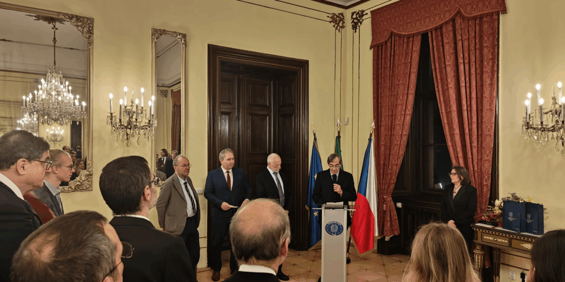 Giornata Spazio: A Praga conferenza e ricevimento in onore di Enrico Costa