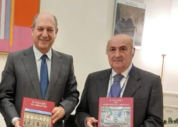 “Il Palazzo di Abrantes”, l’Amb. Cortese consegna la sua ultima opera al Segretario Generale MAECI Guariglia