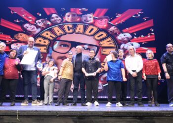 Il Premio BOOKS for PEACE 2025 celebra l’inclusione: premiato il musical di magia “AbracaDown”