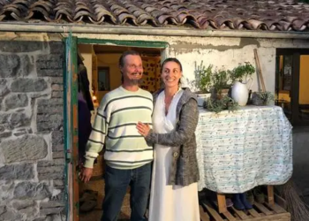 Famiglia nel bosco, diplomatici australiani visitano la casa famiglia di Vasto