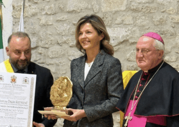 Ad Anagni la XXIII Edizione del Premio Bonifacio VIII. Riconoscimento per l’Ambasciatrice della Lituania Kreivienė