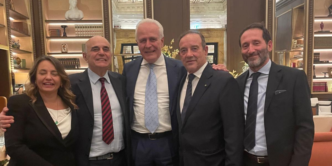 A Firenze tradizionale brindisi del Corpo Consolare all’Hotel Excelsior