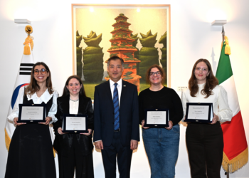 Libri, il Consolato Generale della Repubblica di Corea a Milano premia i lettori italiani