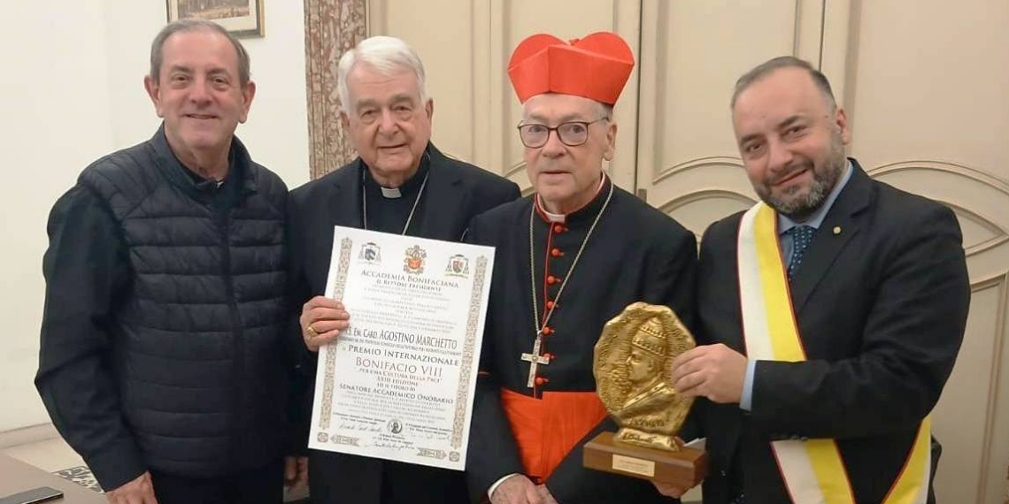 Il Cardinale Agostino Marchetto riceve il Premio Bonifacio VIII