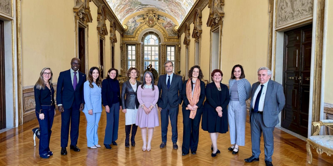 L’Ambasciatrice Mirta Granda Averhoff saluta l’Italia e la comunità cubana residente