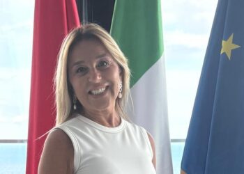 Manuela Ruosi, Ambasciatore d’Italia nel Principato di Monaco: “A Monte Carlo ho trovato fiducia, collaborazione e grande calore umano. Affacciarmi con il Principe Alberto per salutare la folla è stata un’emozione indimenticabile”