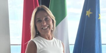 Manuela Ruosi, Ambasciatore d’Italia nel Principato di Monaco: “A Monte Carlo ho trovato fiducia, collaborazione e grande calore umano. Affacciarmi con il Principe Alberto per salutare la folla è stata un’emozione indimenticabile”