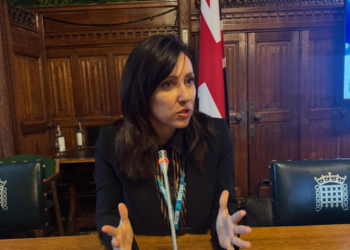 Onori (Az): “Da giugno Carta d’identità elettronica nei Comuni italiani anche per i cittadini AIRE”