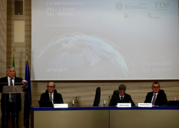 Export: Tajani presenta il Calendario Fieristico 2026