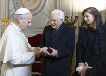 Il Presidente Mattarella alla chiusura della Porta Santa